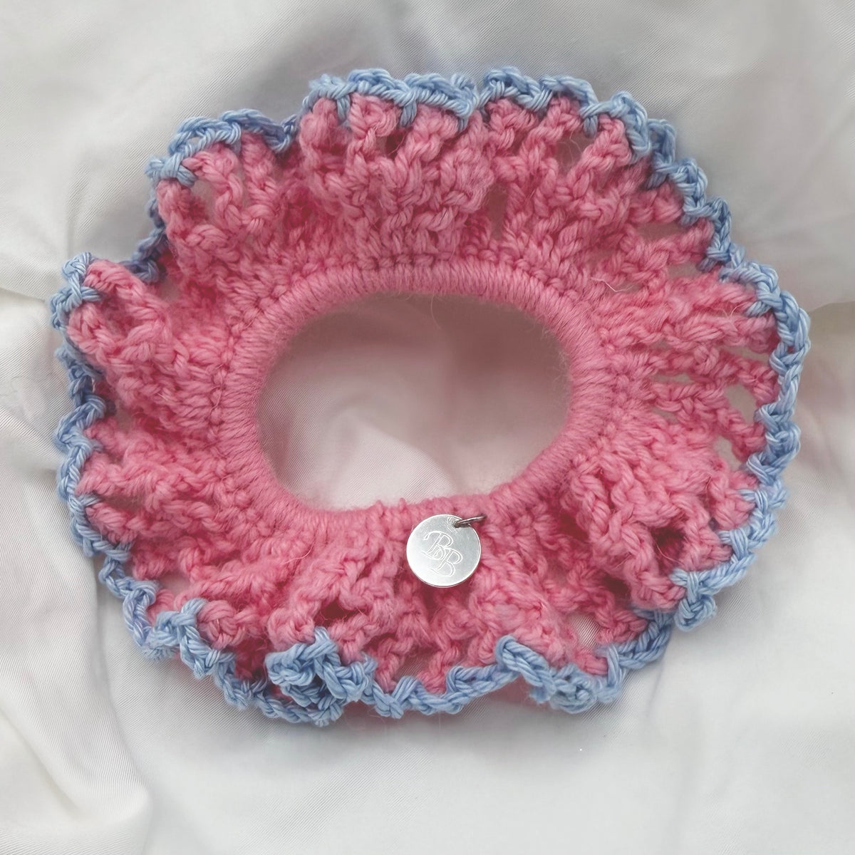 MARIE SCRUNCHIE - Handgefertigter Rosa Scrunchie